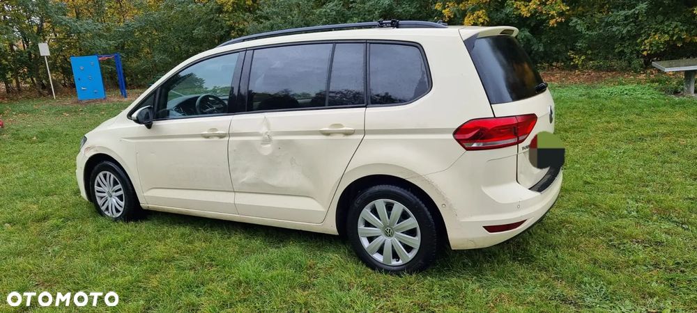 Volkswagen Touran - 6
