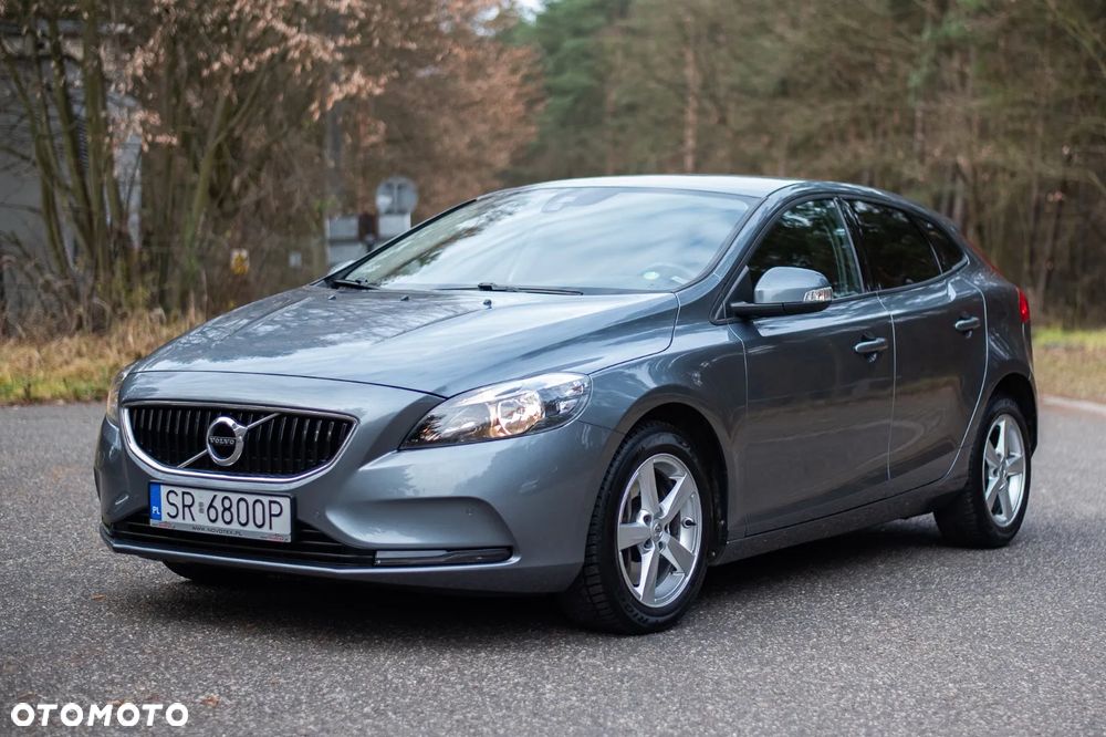 Volvo V40 T2 Geartronic - 1