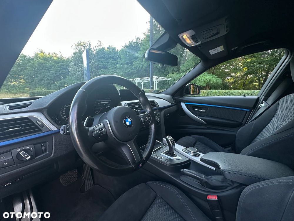 BMW Seria 3 330i xDrive M Sport Sport - 12