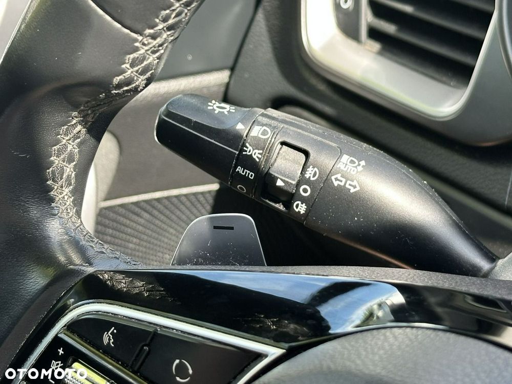 Kia Ceed - 24