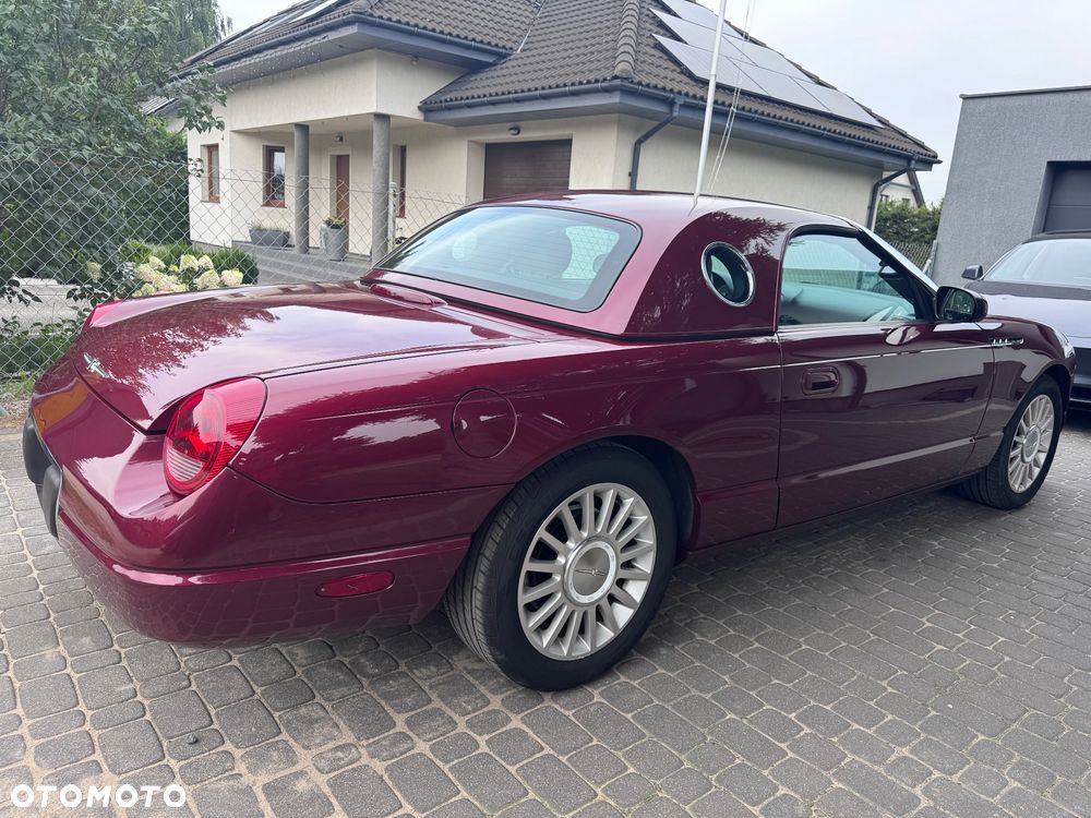Ford Thunderbird - 4