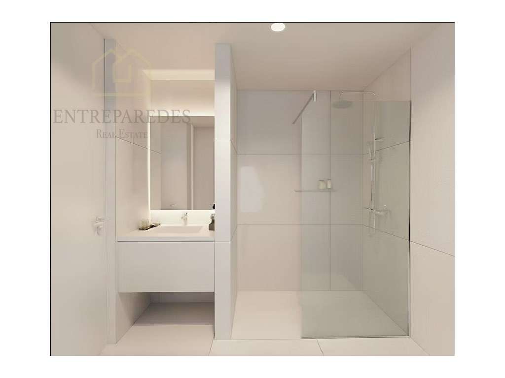 Apartamento T0+1 próximo as universidades, para comprar no Porto - Grande imagem: 3/17