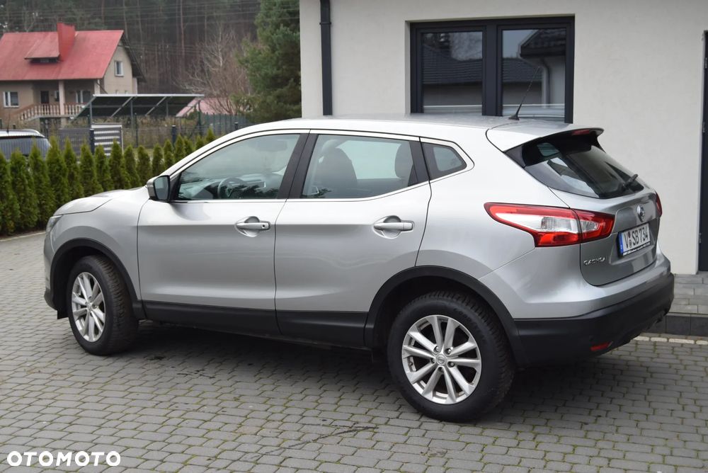 Nissan Qashqai 1.2 DIG-T N-Connecta - 16