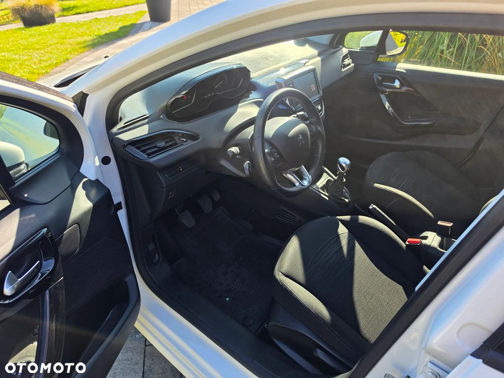 Peugeot 208 1.5 BlueHDi Active S&S - 4