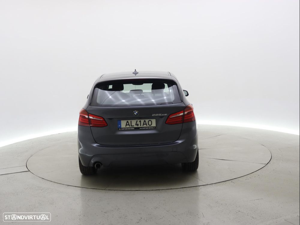 BMW 225xe Active Tourer - 5