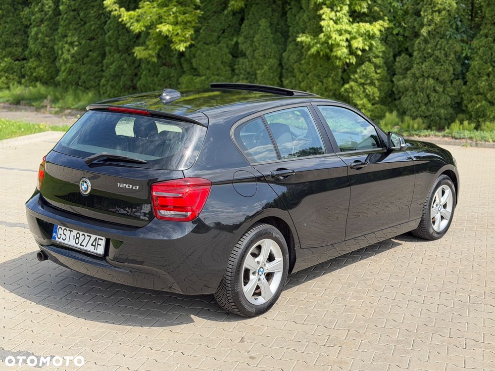 BMW Seria 1 120d Sport Line - 5