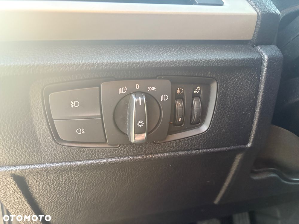 BMW Seria 1 118i - 25