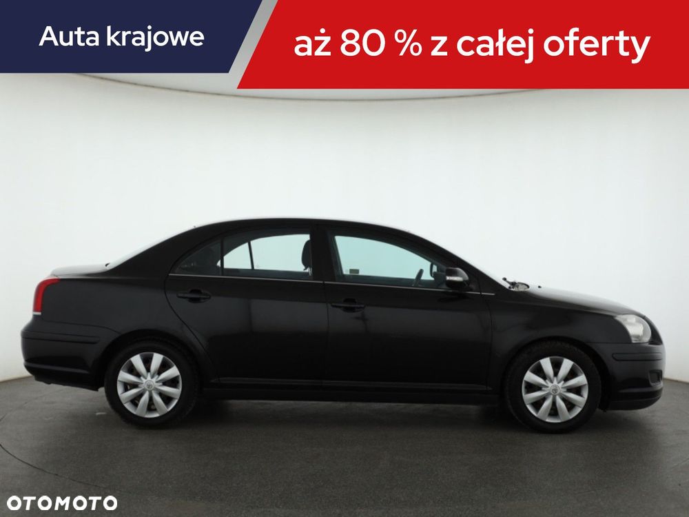 Toyota Avensis - 8