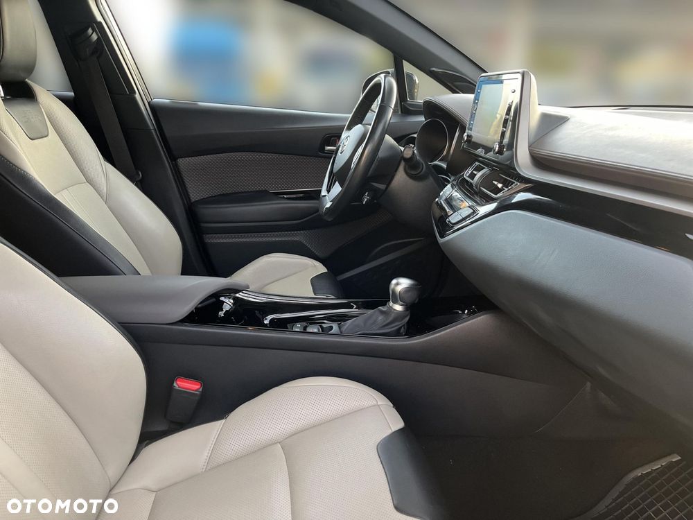 Toyota C-HR 2.0 Hybrid Premiere Edition - 9