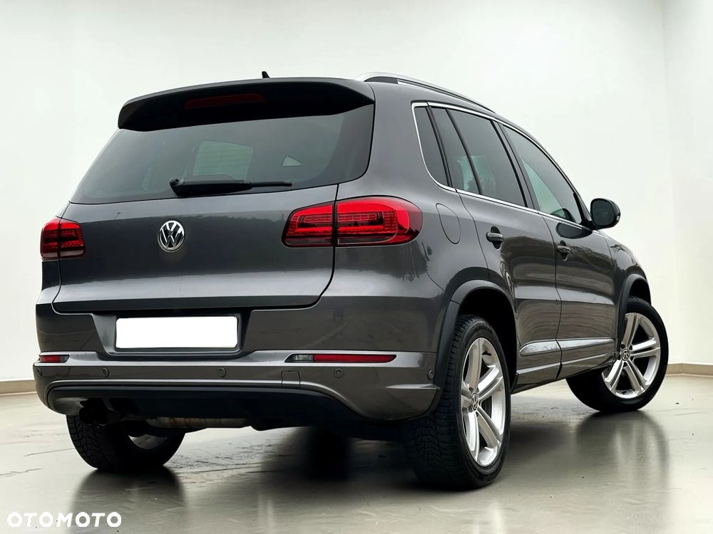 Volkswagen Tiguan - 16