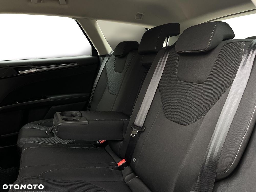 Ford Mondeo 2.0 EcoBlue Titanium - 29