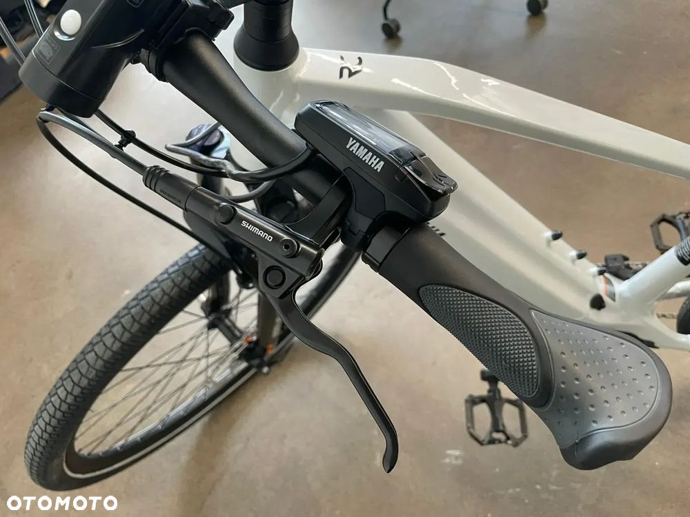 Yamaha Inny - 8