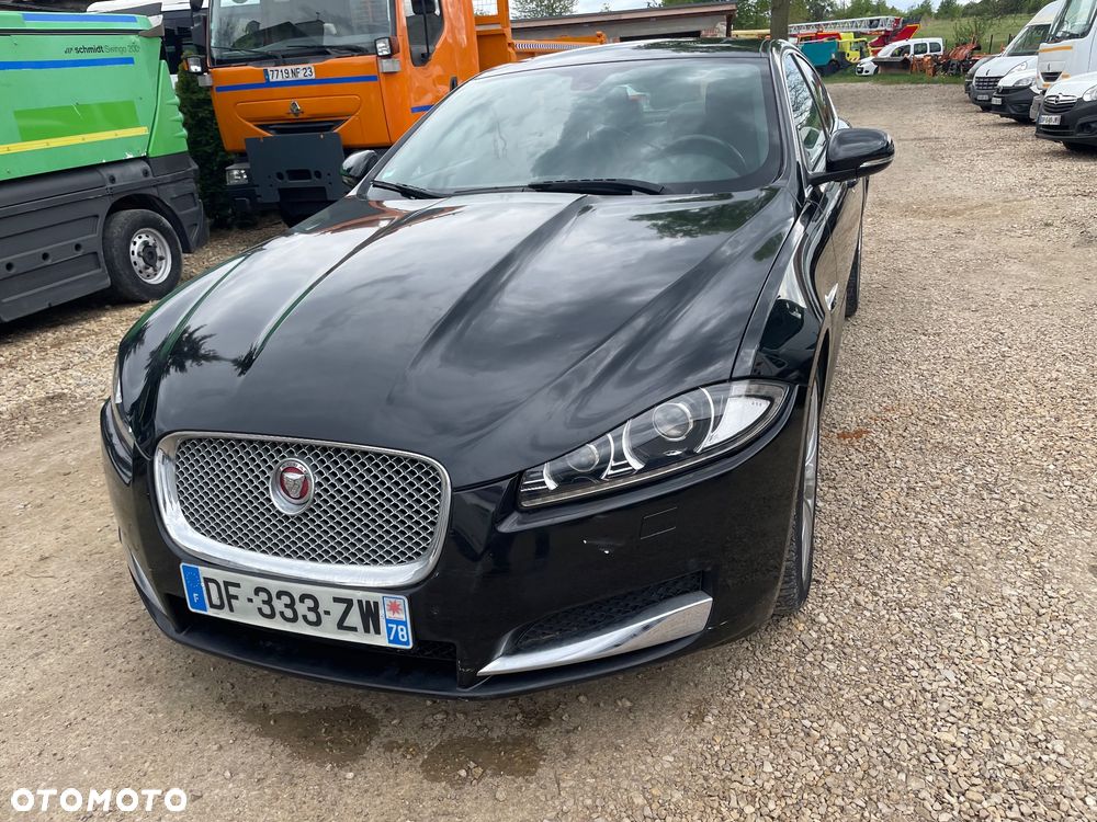 Jaguar XF - 3