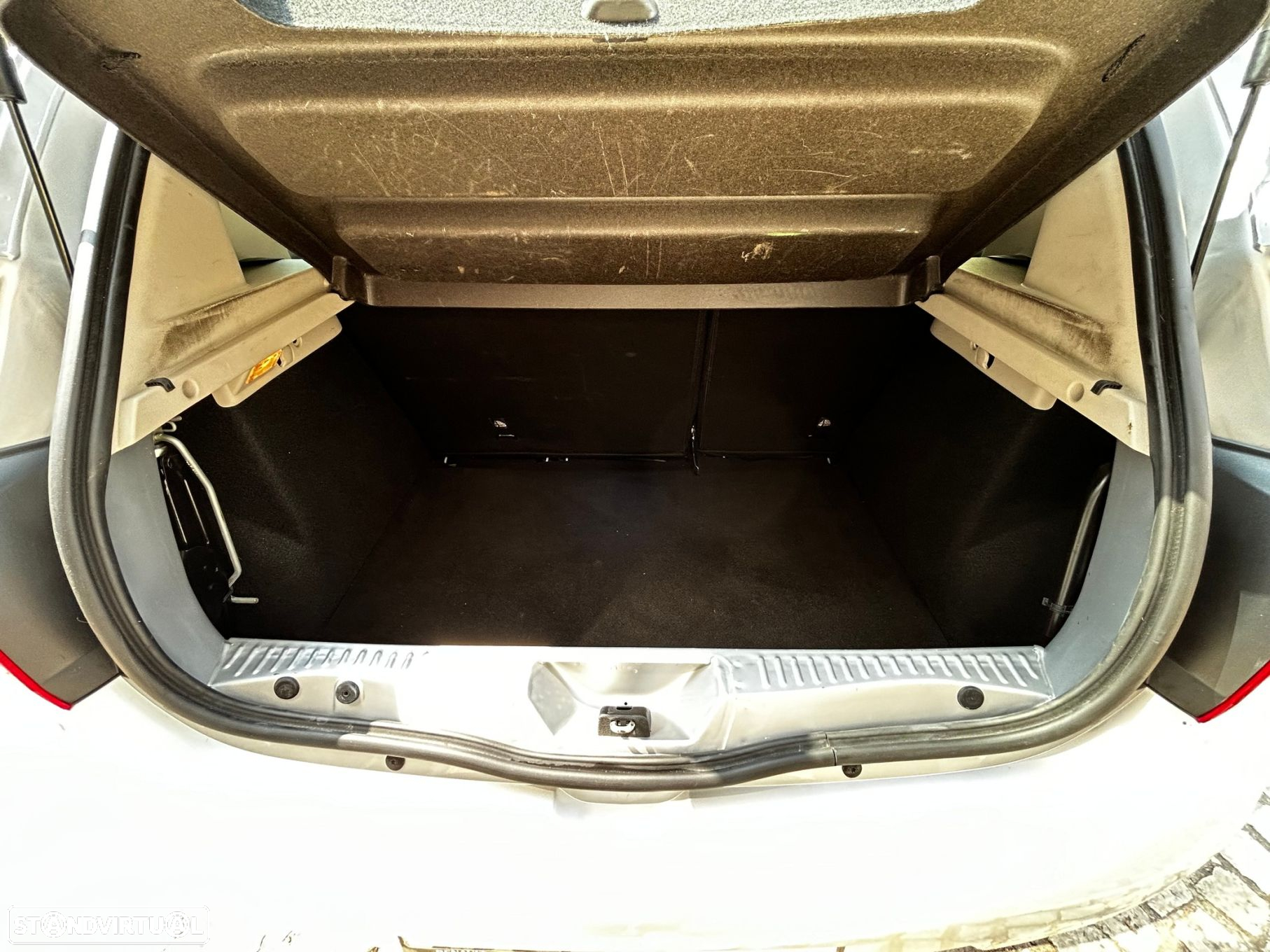 Dacia Sandero 0.9 TCe Confort - 25