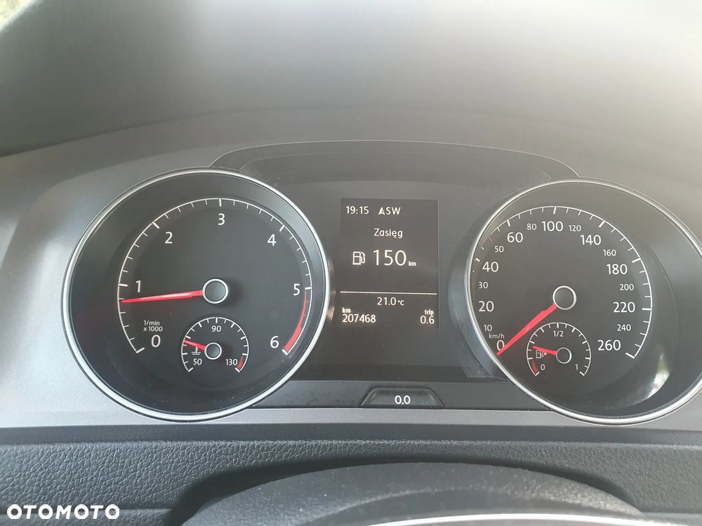 Volkswagen Golf 1.6 TDI BMT Comfortline - 35
