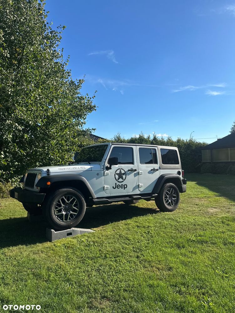 Jeep Wrangler - 1