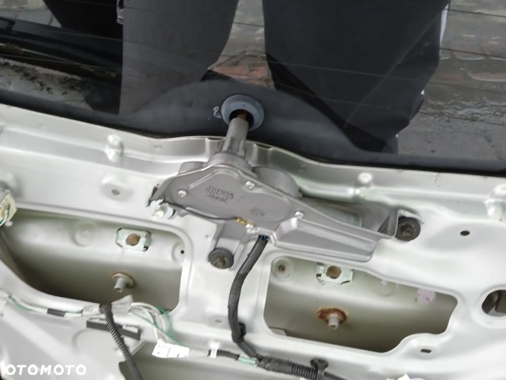 KLAPA TYLNA TOYOTA COROLLA VERSO 04-09 ZAMEK STOP MECHANIZM WYCIERACZKI BEZ SZYBY - 5