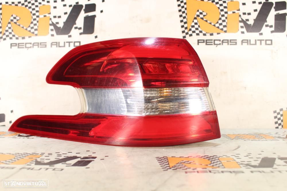 Farolim Esquerdo Peugeot 308 Sw Ii  9678093980 / Carrinha Chassi Condu - 9