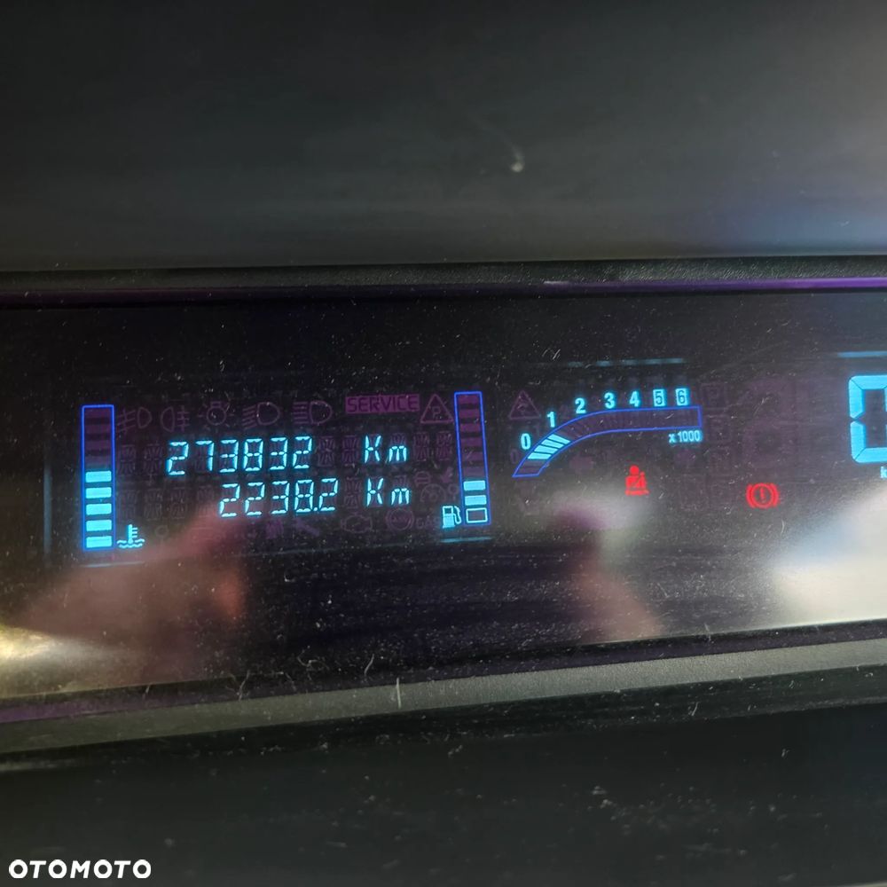 Renault Espace 2.0 dCi Dynamique - 8