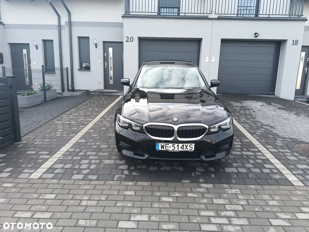 BMW Seria 3 320i Sport Line - 6