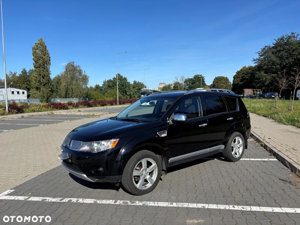 Mitsubishi Outlander 2.0 DID Intense + - 1