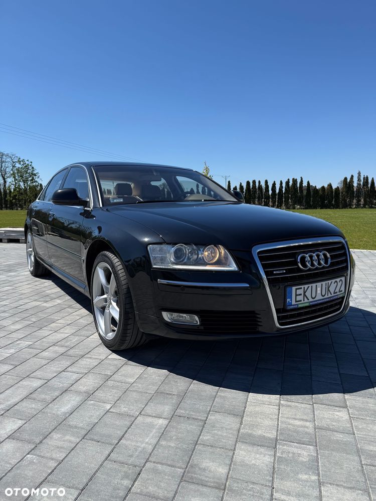Audi A8 - 2
