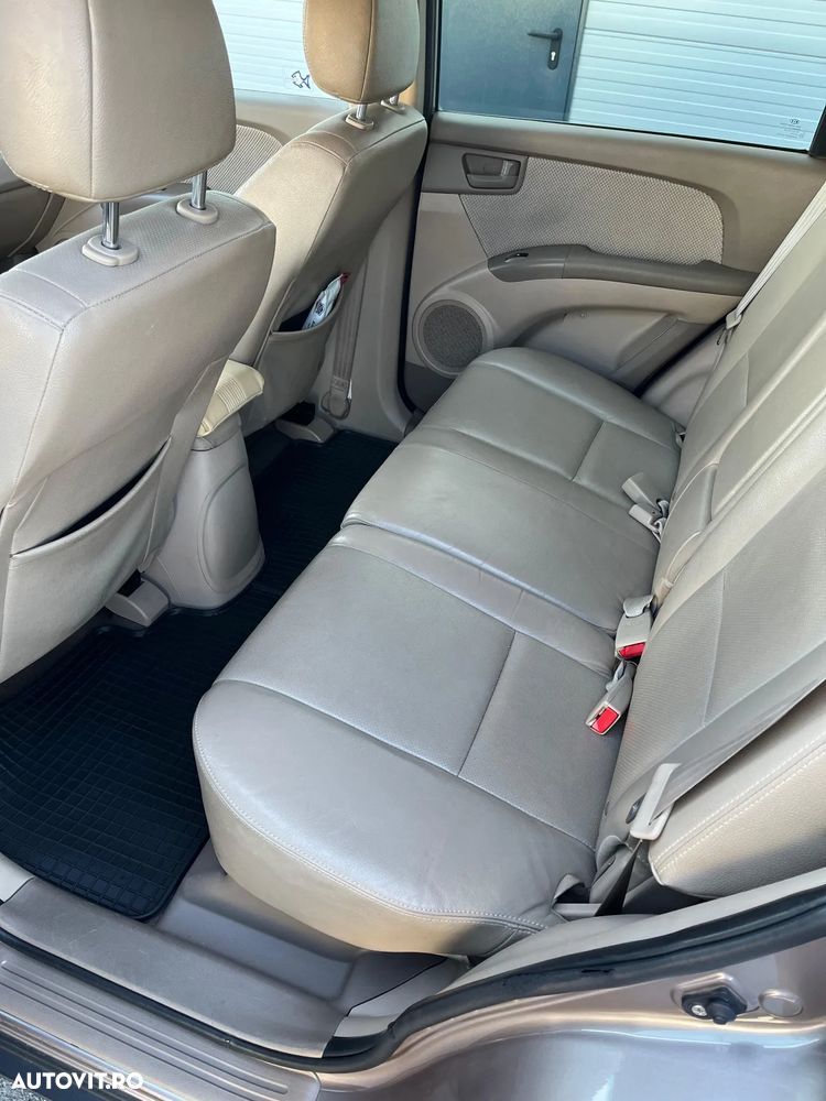 Kia Sportage - 12