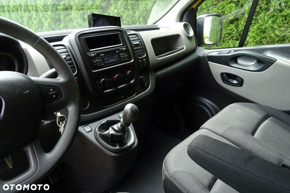 Renault Trafic - 14