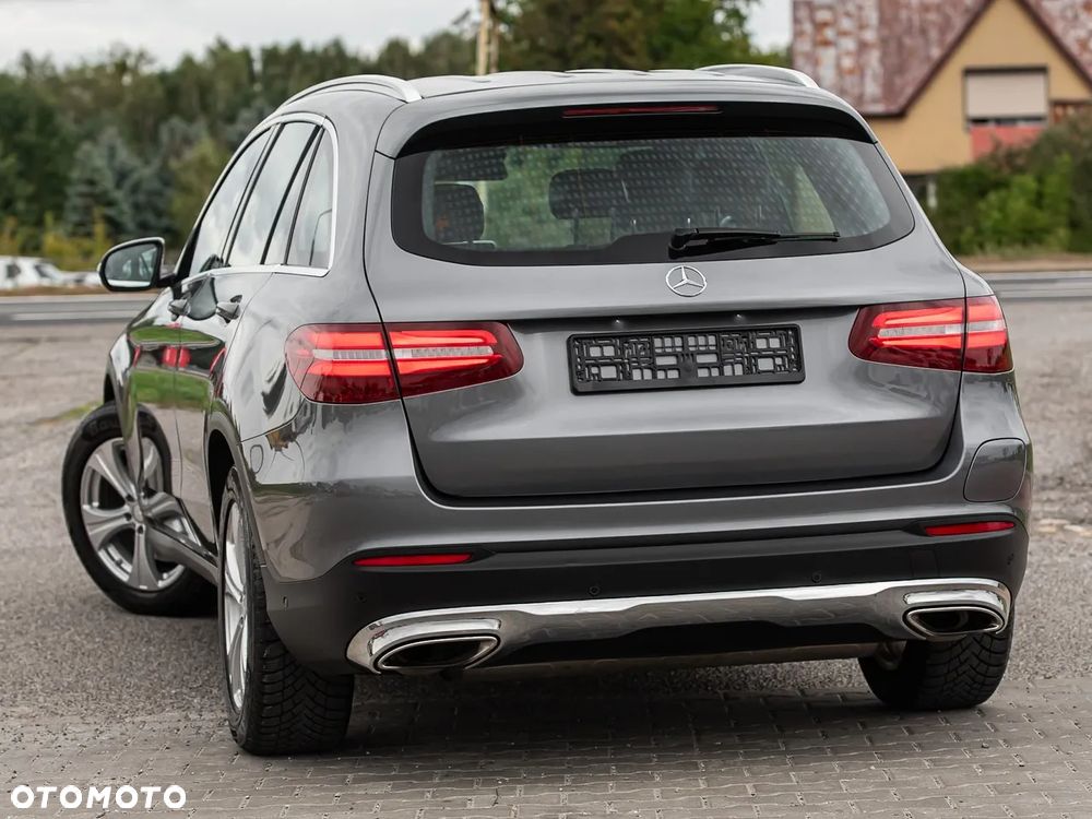 Mercedes-Benz GLC 350 e 4Matic 7G-TRONIC - 8