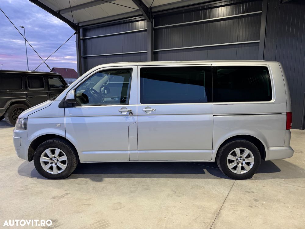 Volkswagen Multivan - 10