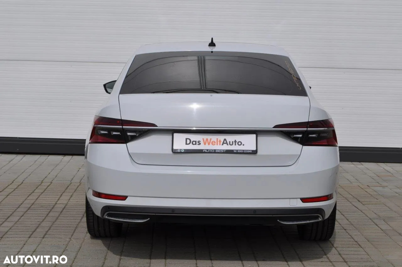 Skoda Superb 2.0 TDI DSG Laurin & Klement - 11