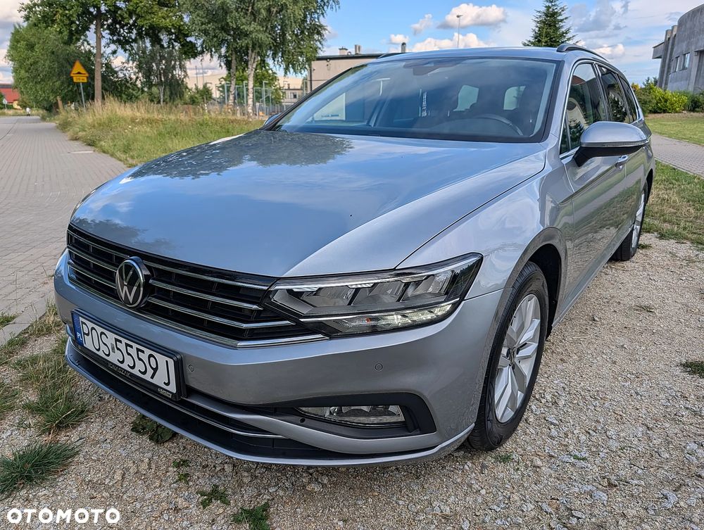 Volkswagen Passat 2.0 TDI SCR DSG - 3