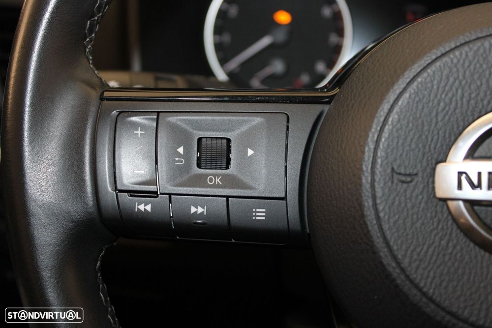 Nissan Qashqai 1.3 DIG-T N-Connecta - 12