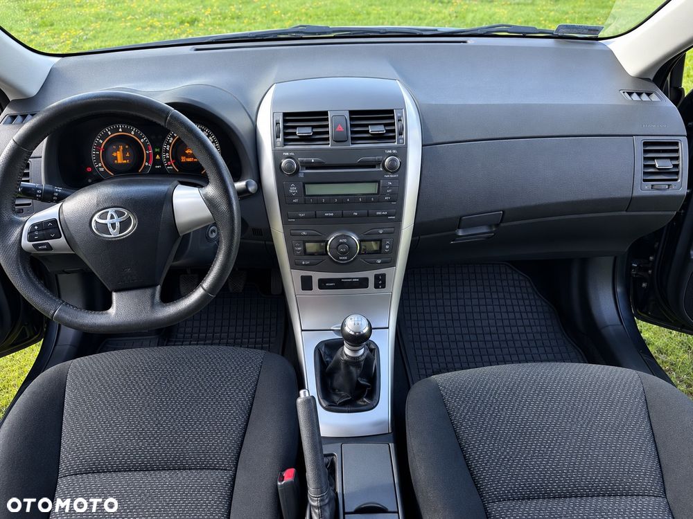 Toyota Corolla 1.6 Premium - 4