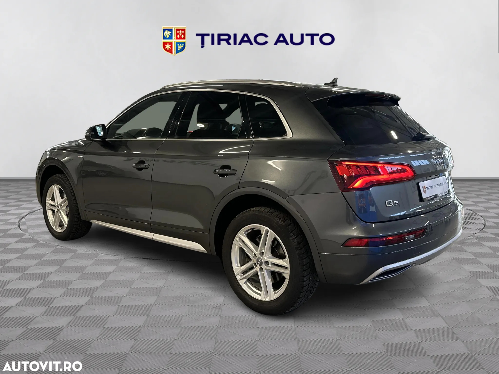 Audi Q5 35 TDI quattro S tronic - 3