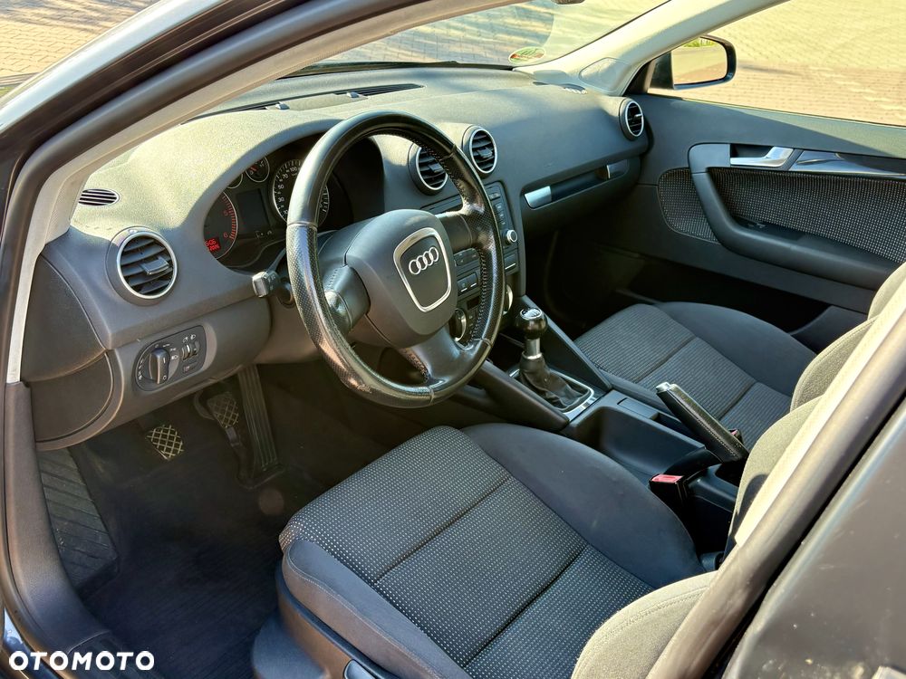 Audi A3 Sportback - 7