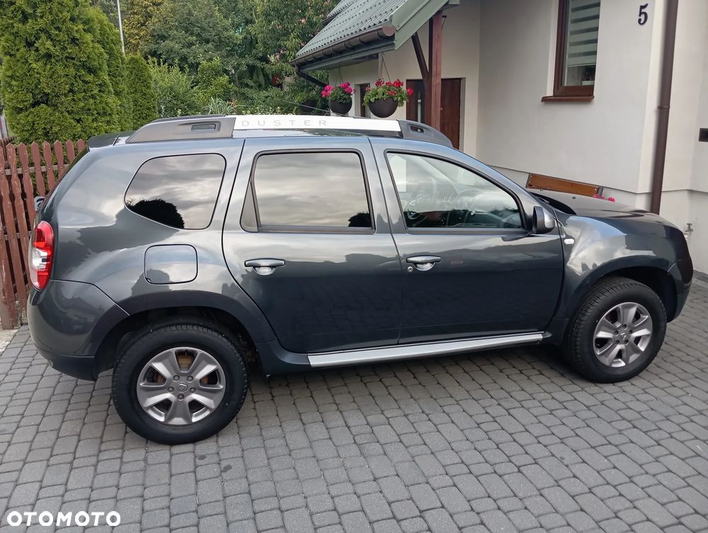 Dacia Duster 1.6 SCe Laureate S&S - 17