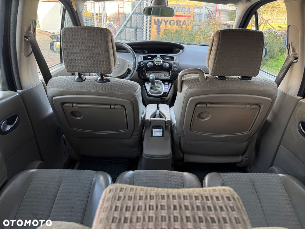 Renault Scenic - 21