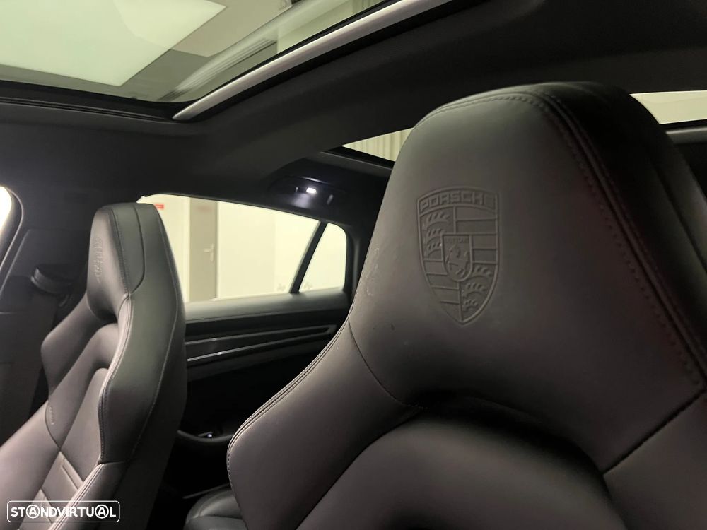 Porsche Panamera - 33