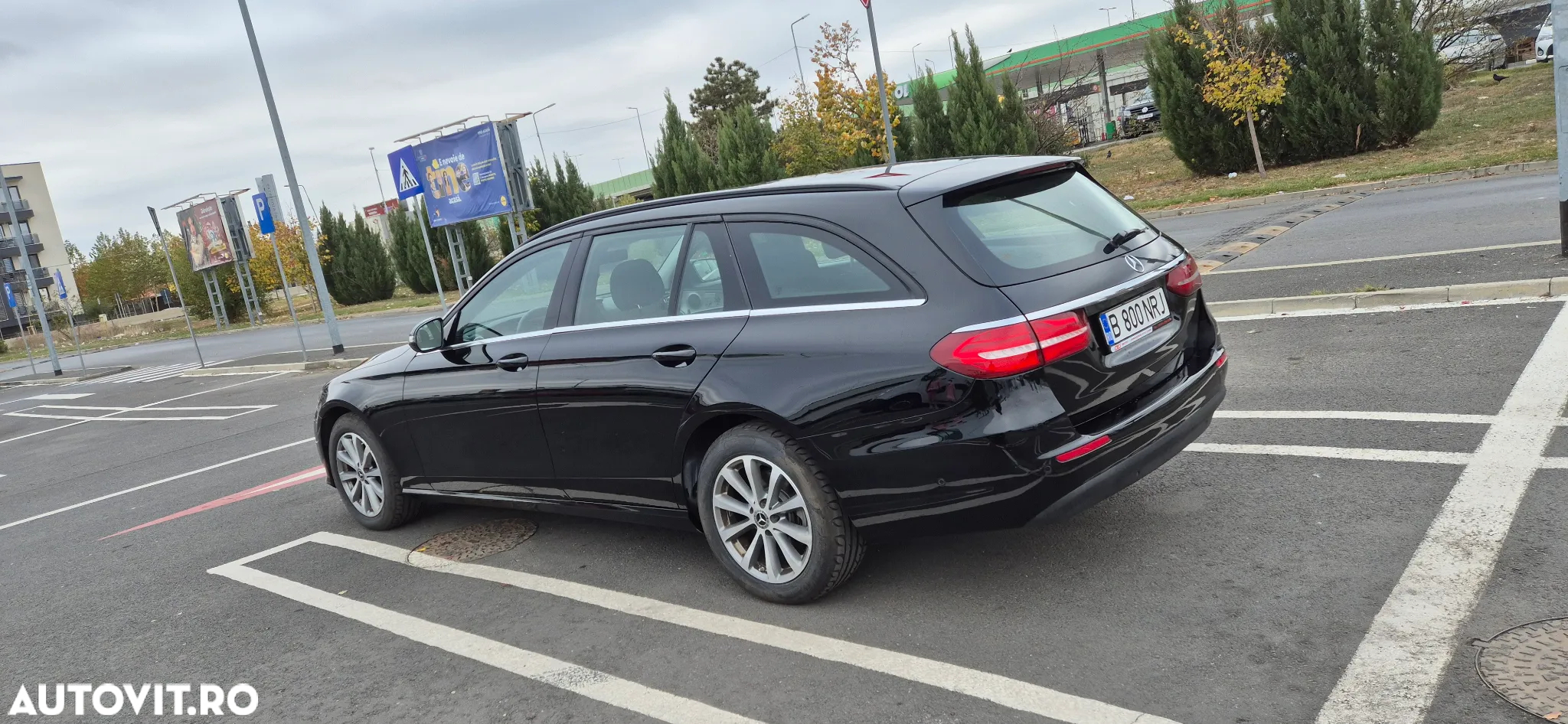 Mercedes-Benz E 200 d T 9G-TRONIC - 2