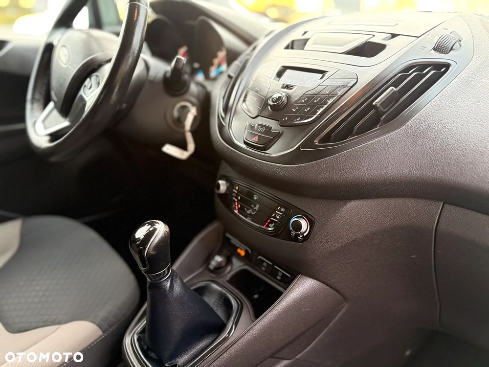 Ford Tourneo Courier 1.0 EcoBoost Sport - 8