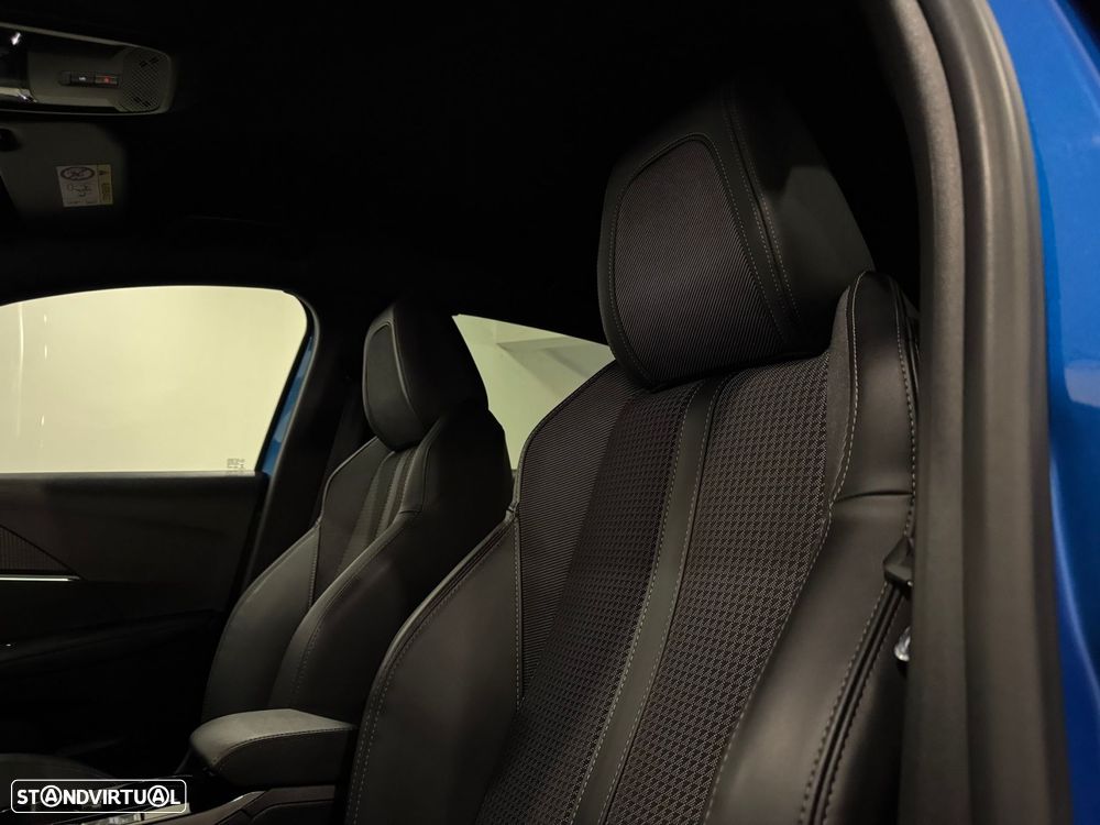 Peugeot e-208 50 kWh GT Line - 28