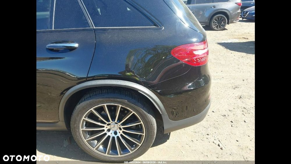Mercedes-Benz GLC AMG 43 4Matic 9G-TRONIC - 11