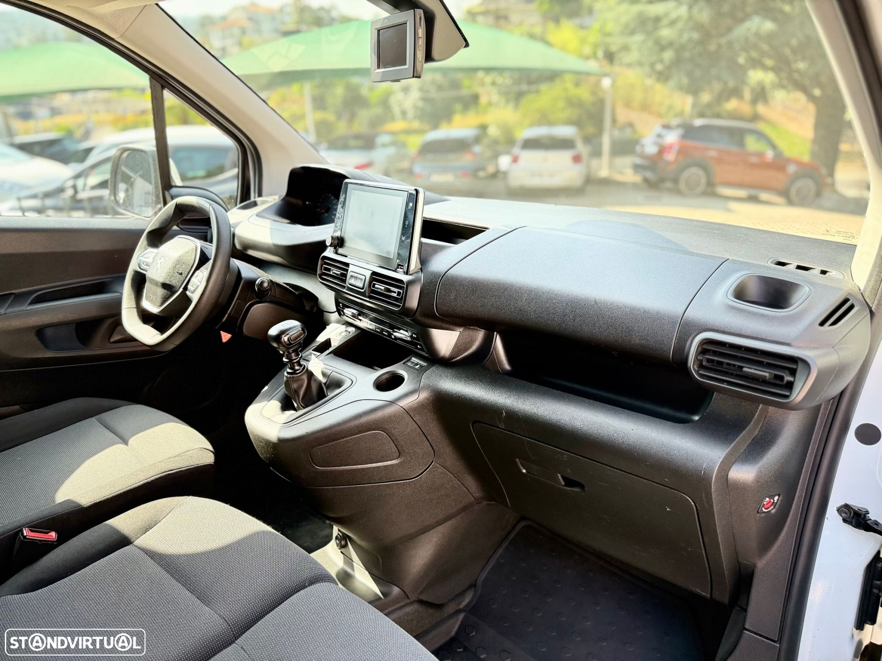 Peugeot Partner 1.5 BlueHDi Premium Standard Plus - 18