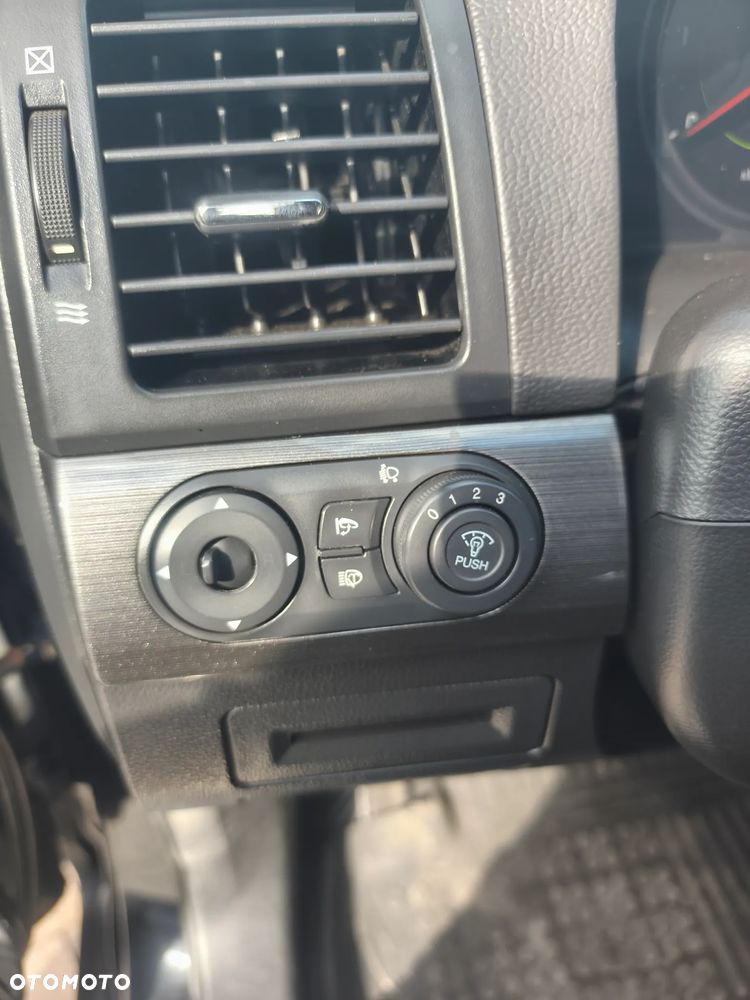 Chevrolet Captiva 2.0 4WD 7 Sitzer LT - 13