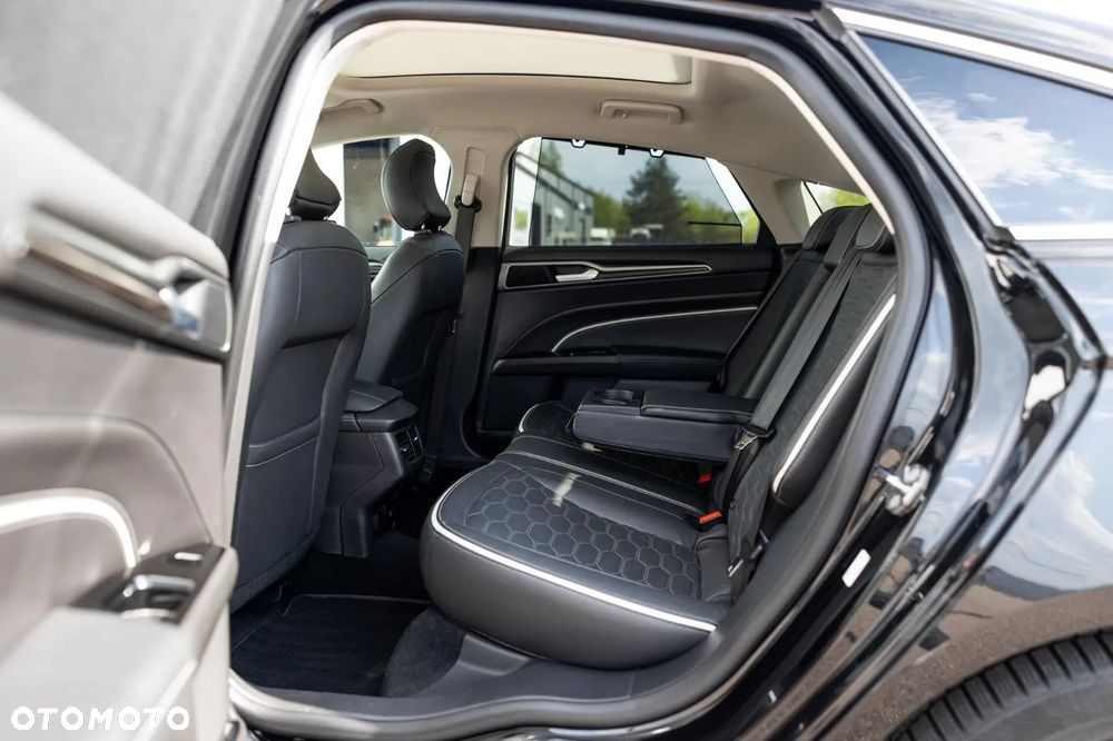 Ford Mondeo 2.0 EcoBlue Vignale AWD - 31