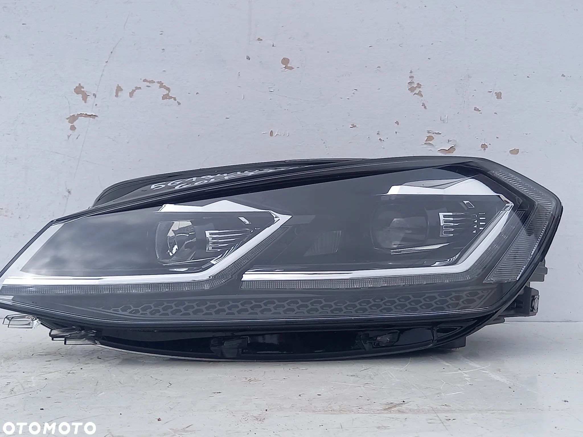 Lampa lewy przód VW Golf VII Lift 5G1941035 EU - 1