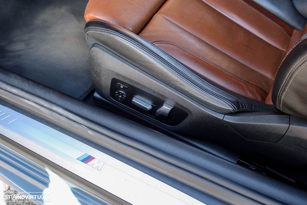 BMW 840 d xDrive Pack M - 17