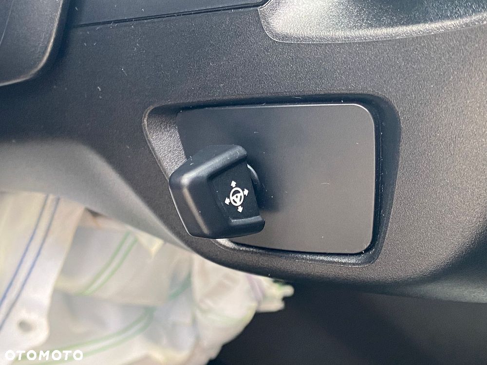 BMW Seria 5 530i Luxury Line sport - 26