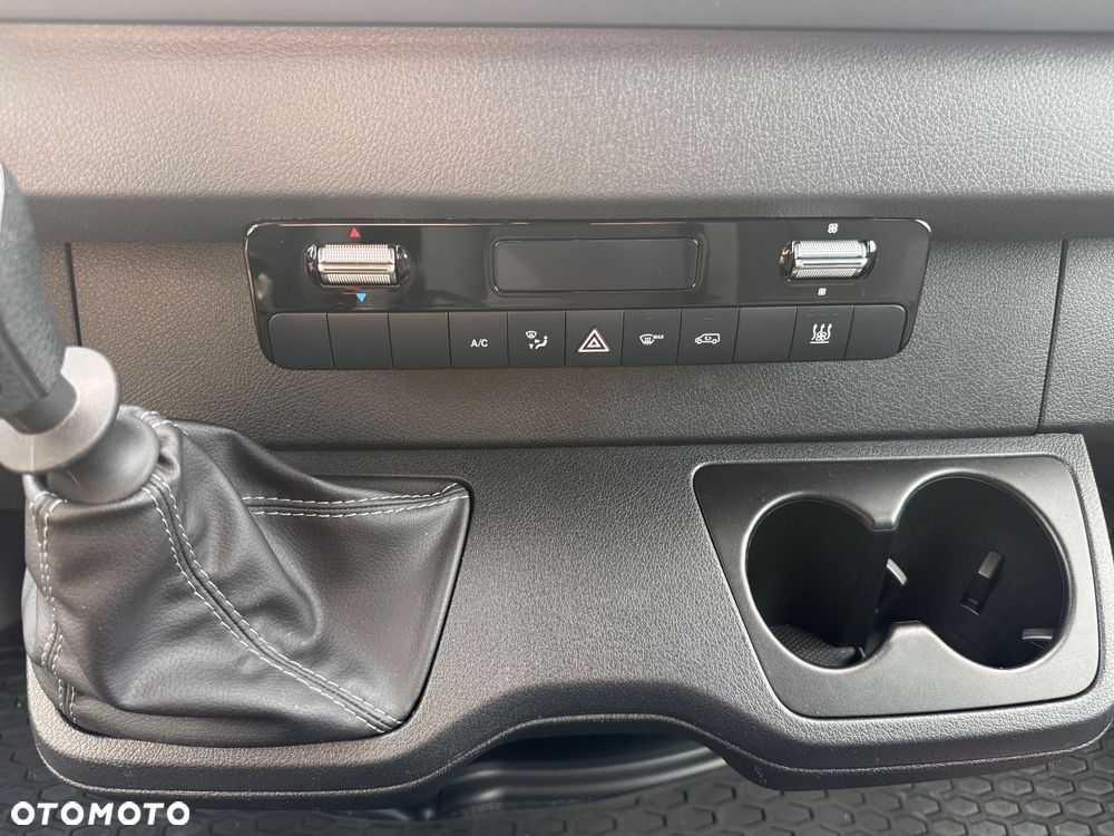 Mercedes-Benz Mercedes Sprinter 317 CDI 170 KM | DOKA 7 os. | 22 800 km | ASO | HAK - 16